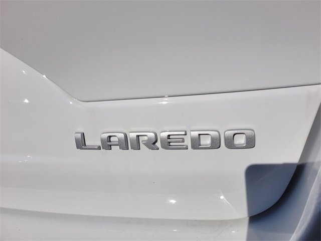 New 2025 Jeep Grand Cherokee Laredo w/ MOPAR Finishing Package image 12