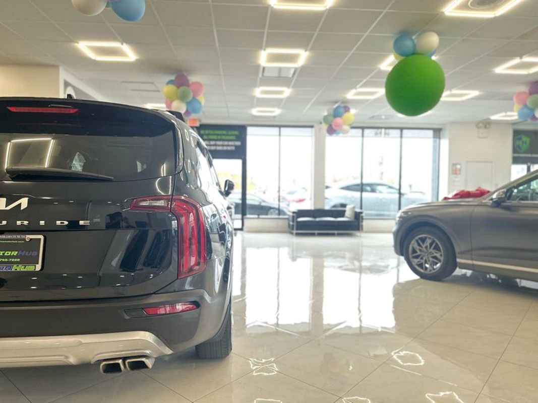 Used 2022 Kia Telluride EX image 14