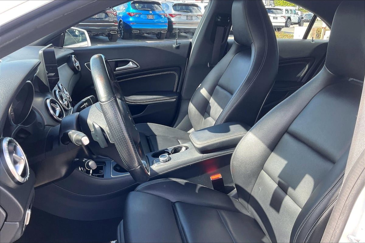 Used 2019 Mercedes-Benz CLA 250 image 21