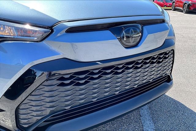 Used 2024 Toyota Corolla Cross SE image 27