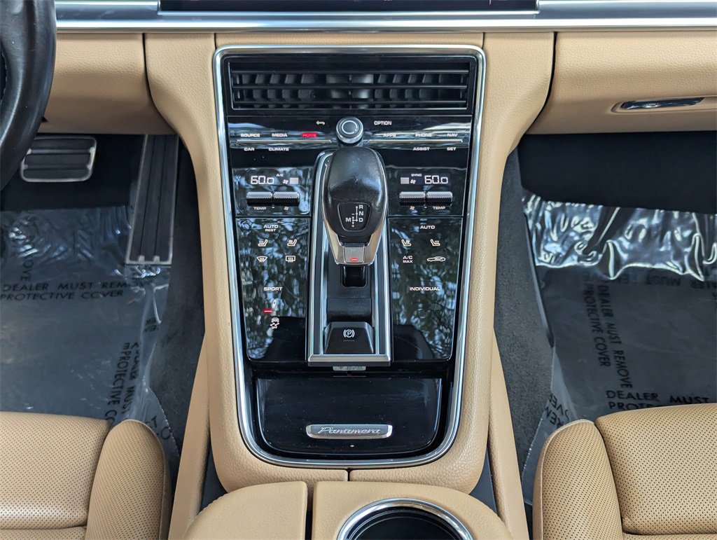 Used 2022 Porsche Panamera 4S Executive image 14