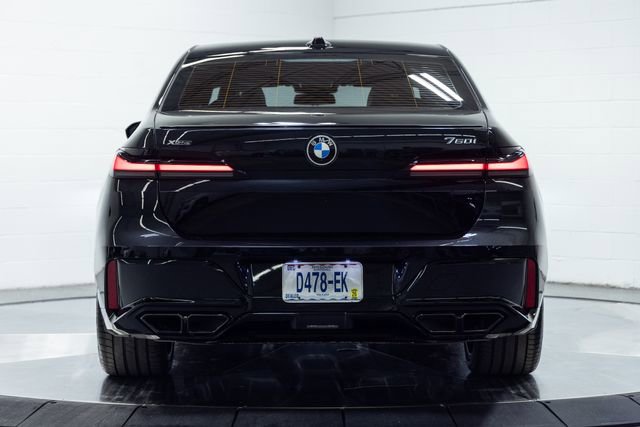 Certified 2023 BMW 760i xDrive w/ Executive Package AWD/4WD image 7