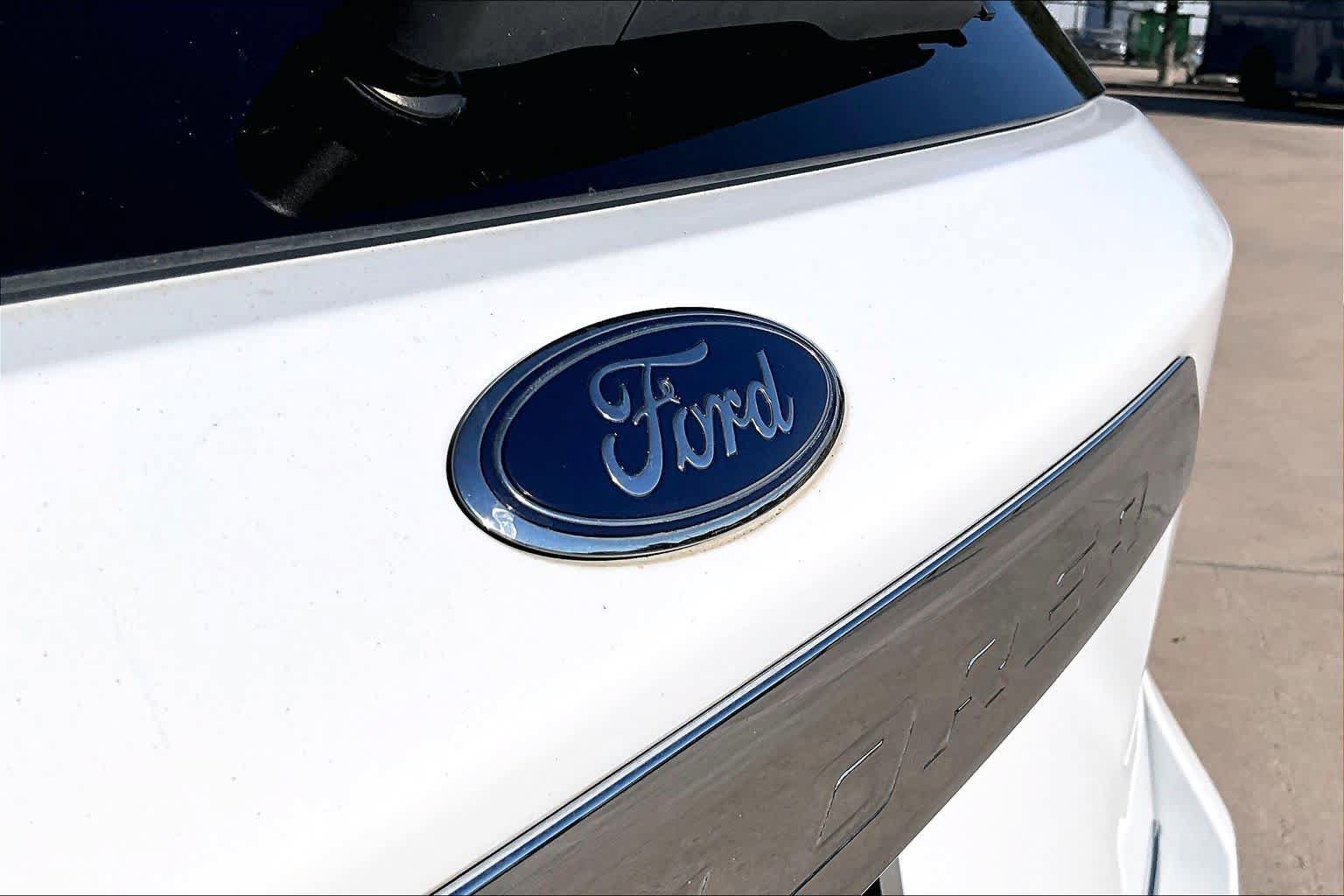 Certified 2020 Ford Explorer XLT RWD image 33