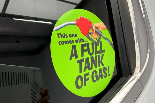 Used 2022 Chevrolet Silverado 1500 LTZ image 35