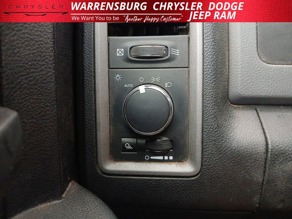 Used 2015 RAM 2500 Tradesman w/ Chrome Appearance Group AWD/4WD image 26