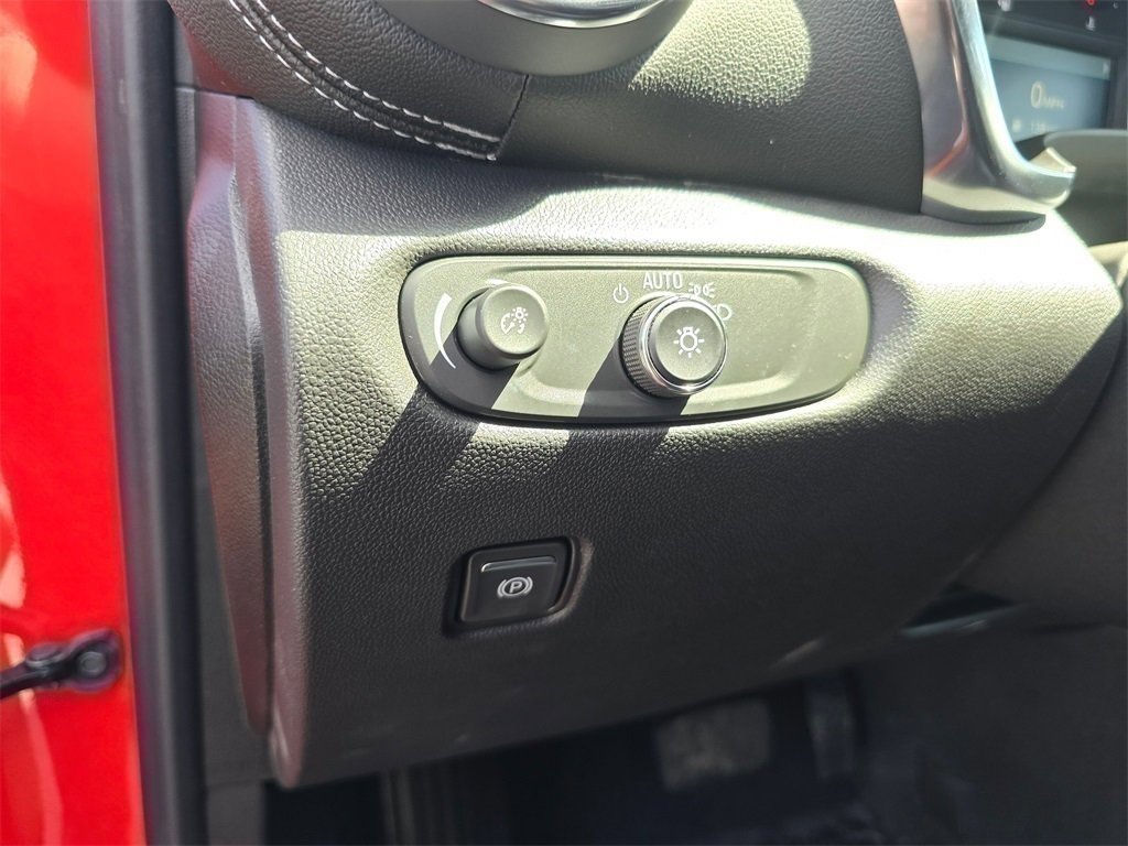 New 2025 Chevrolet Blazer LT w/ Midnight/Sport Edition image 9