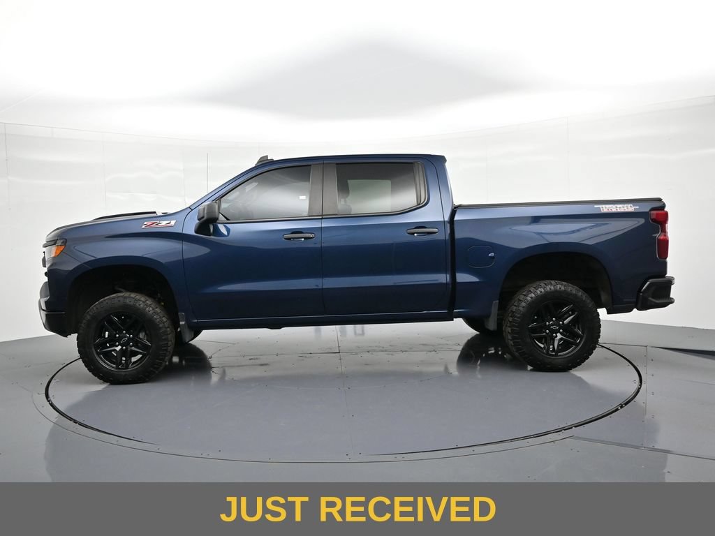 Used 2023 Chevrolet Silverado 1500 Custom Trail Boss AWD/4WD image 9