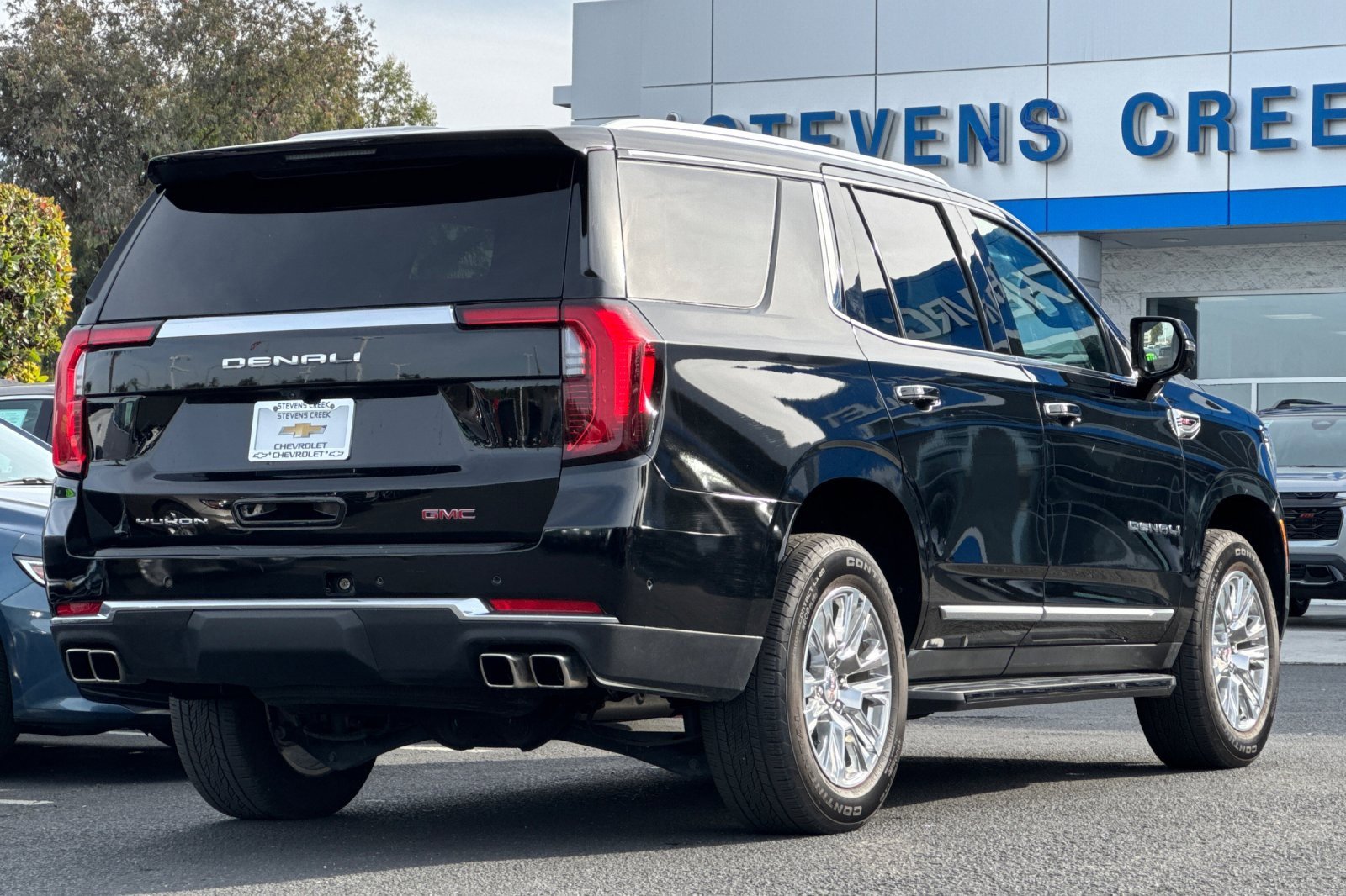 Used 2025 GMC Yukon Denali image 5