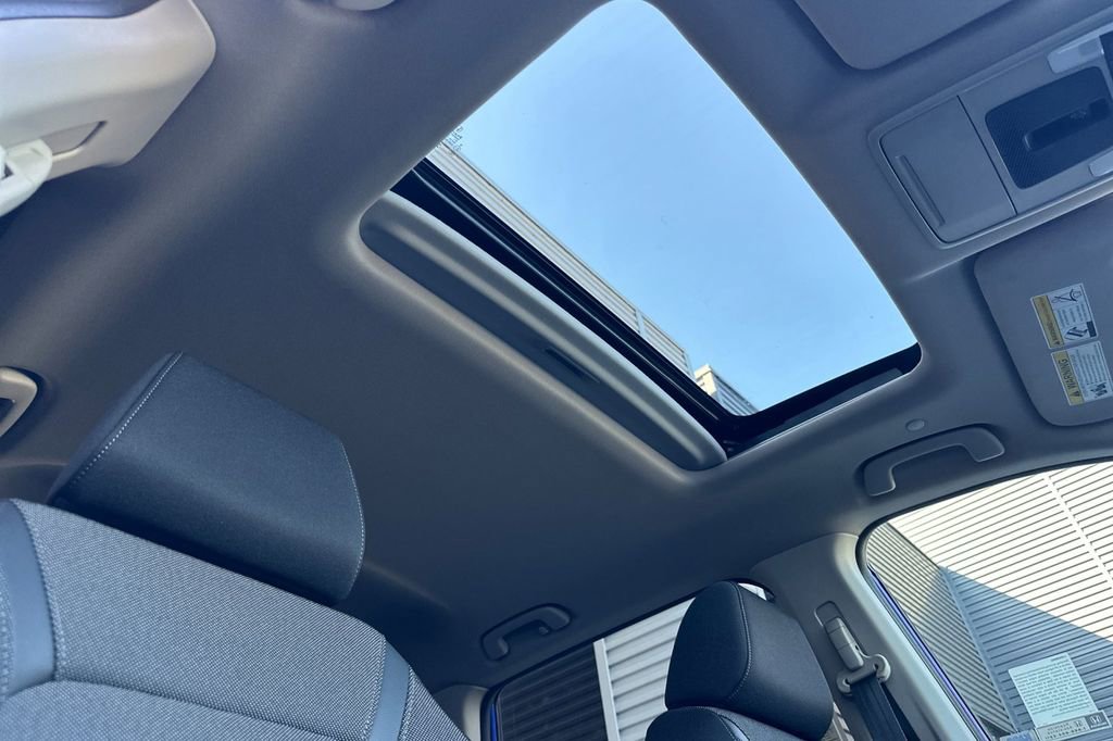 Used 2023 Honda CR-V EX image 17