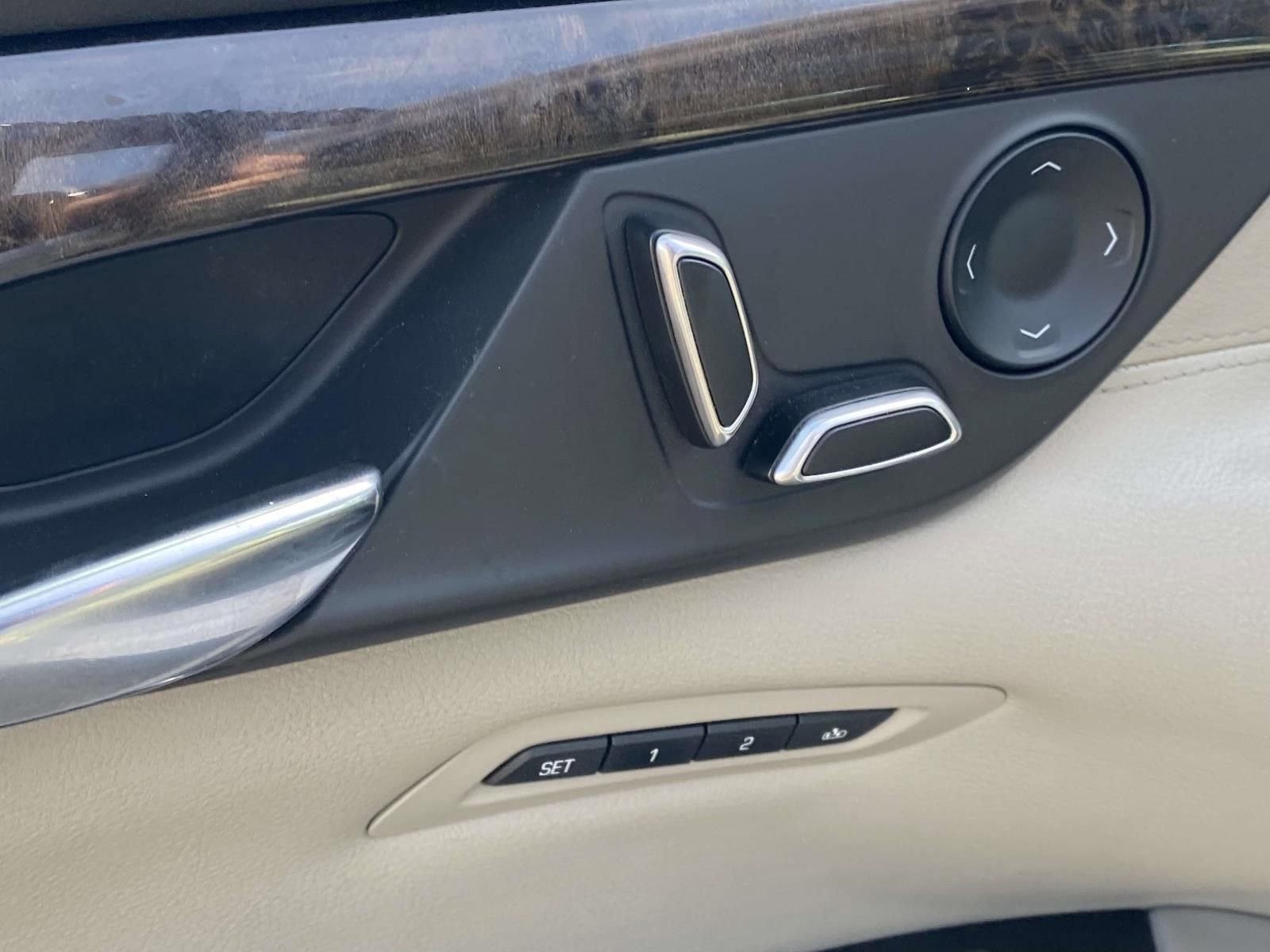 Used 2016 Cadillac CT6 Luxury image 17