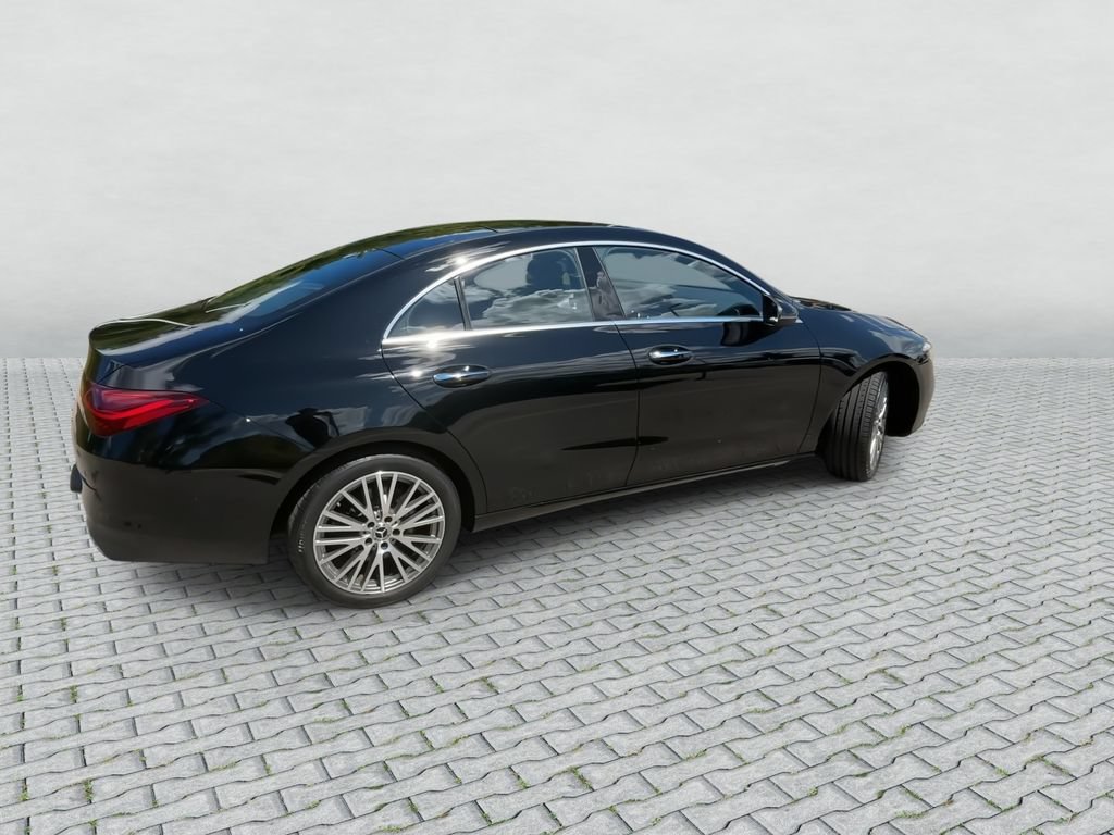 Used 2025 Mercedes-Benz CLA 250 4MATIC image 8