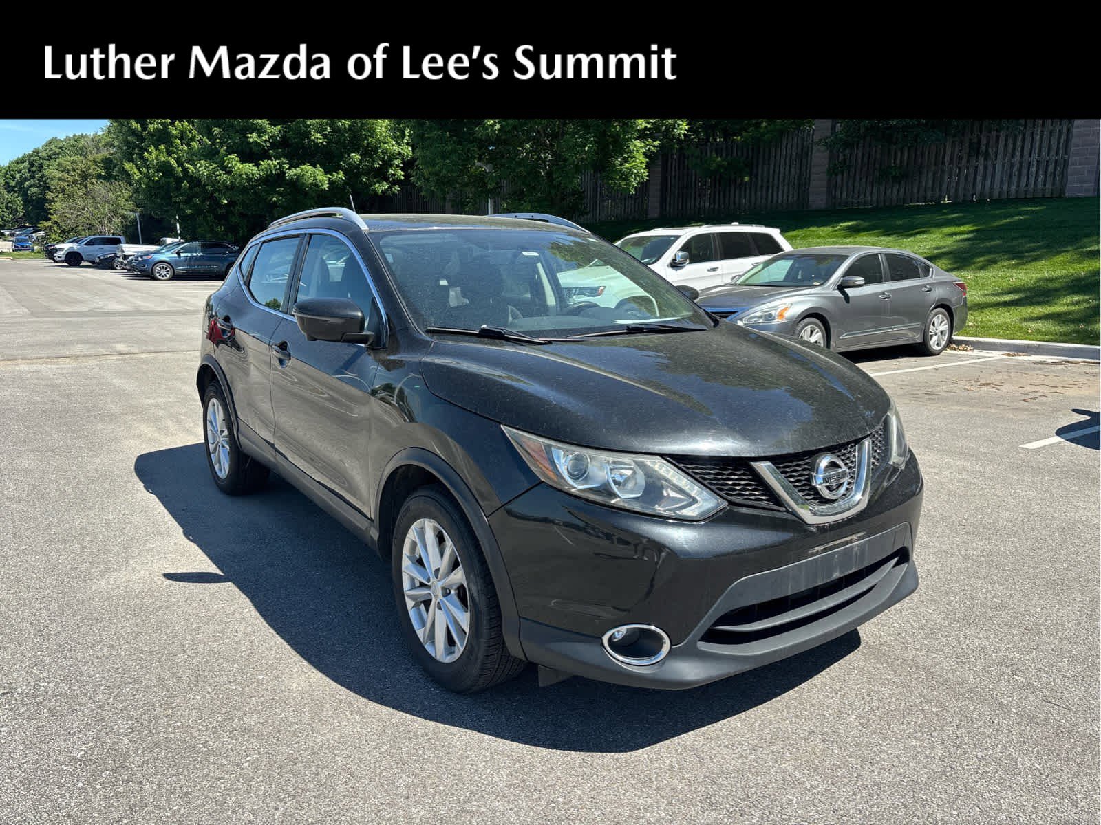 Used 2017 Nissan Rogue Sport SV w/ SV Premium Package
