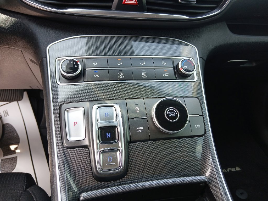 Used 2023 Hyundai Santa Fe SE FWD image 13