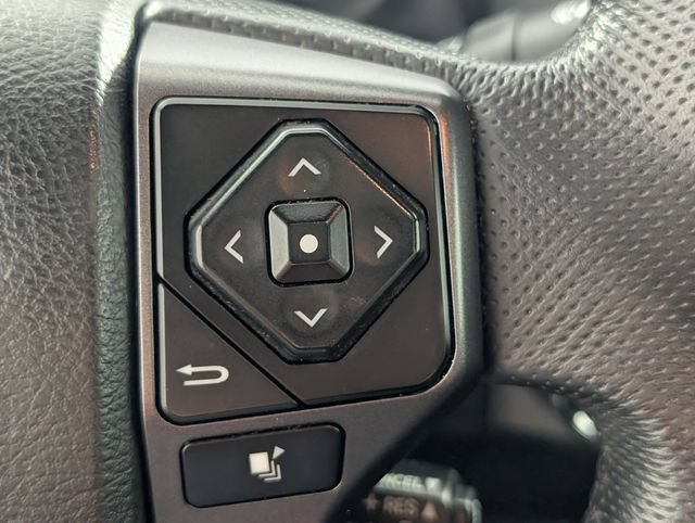 Used 2023 Toyota Tacoma TRD Sport w/ TRD Premium Sport Package AWD/4WD image 17