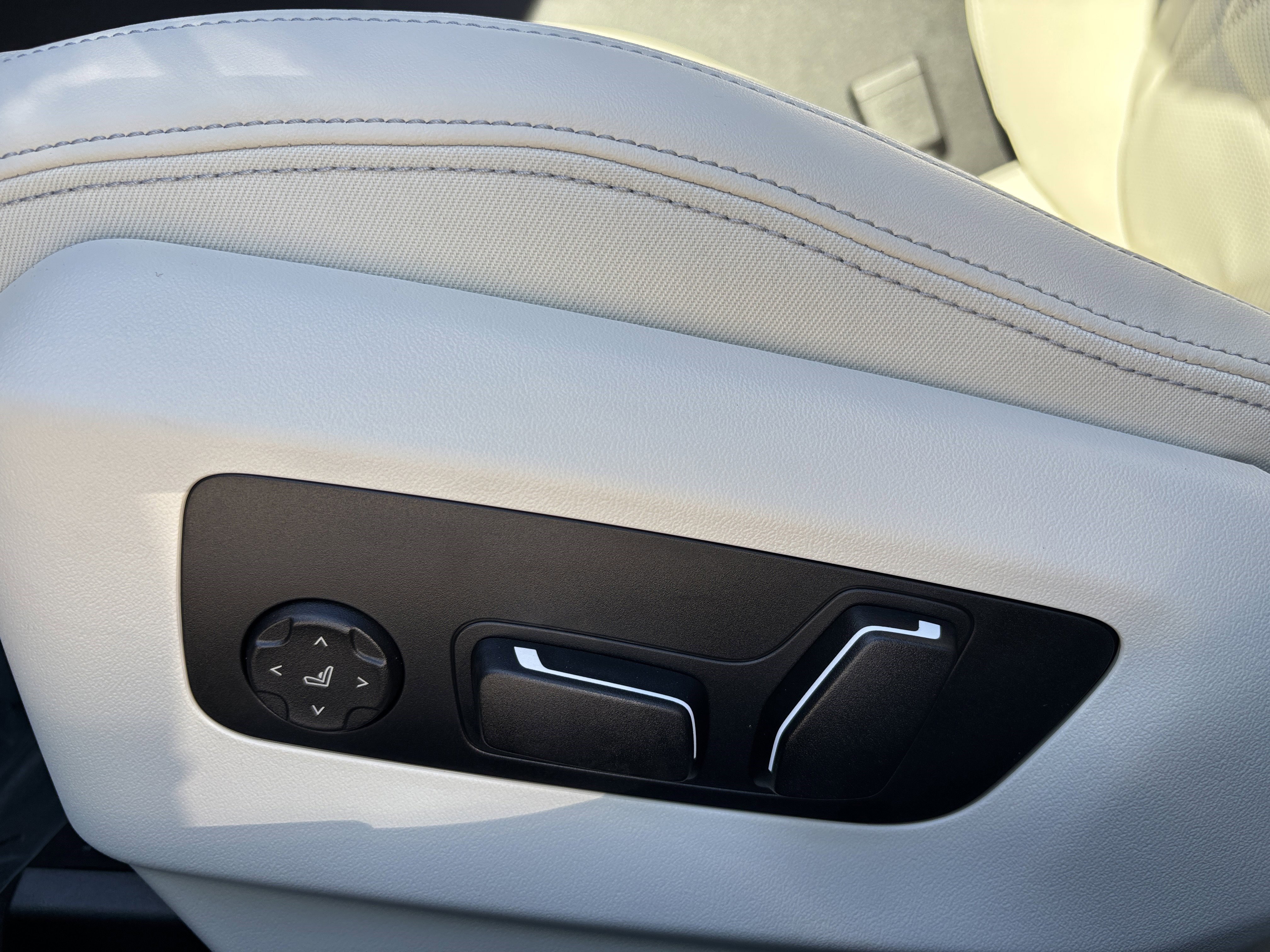 New 2026 BMW 530i w/ M Sport Package image 18