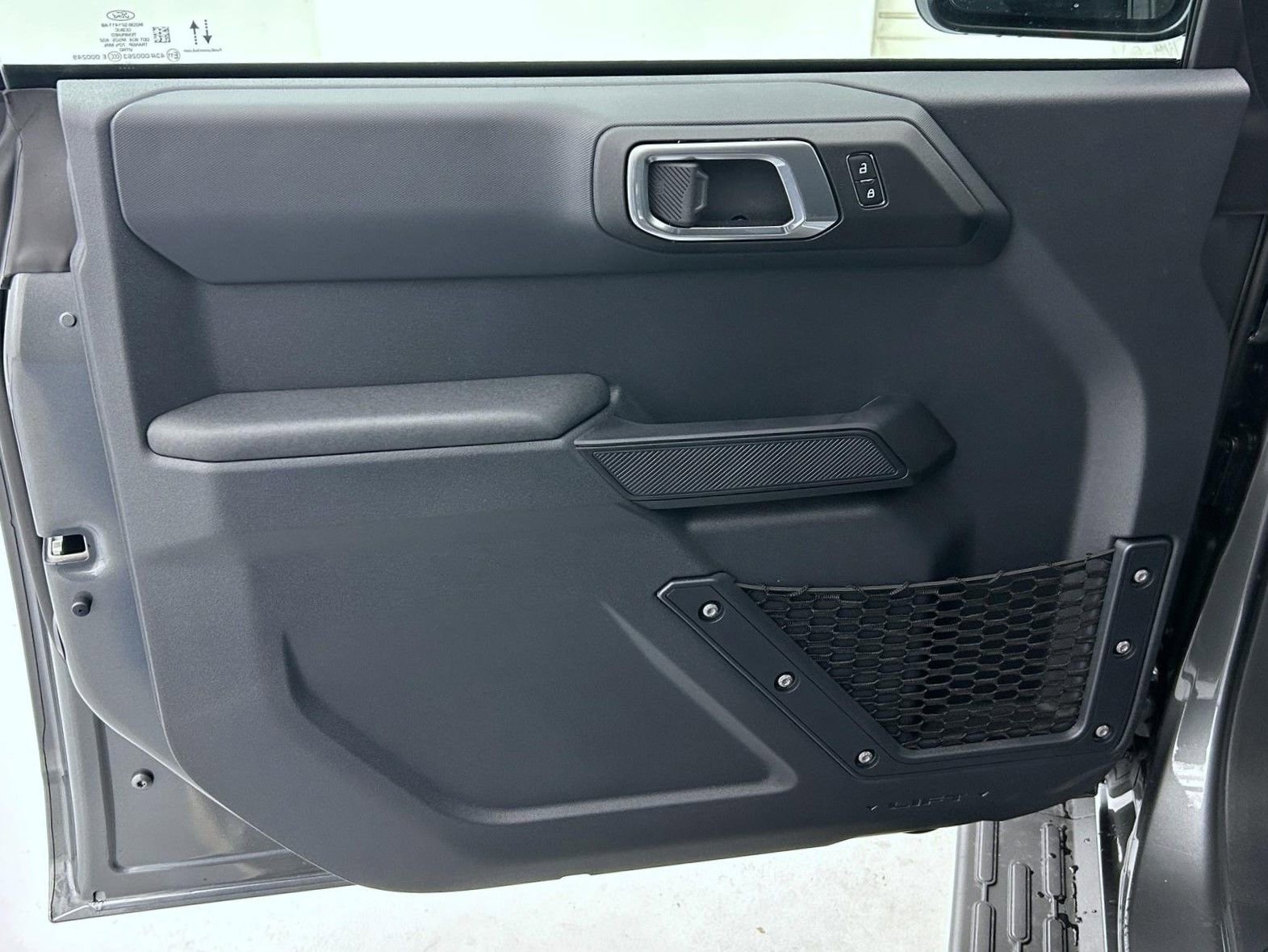 New 2025 Ford Bronco Big Bend image 9