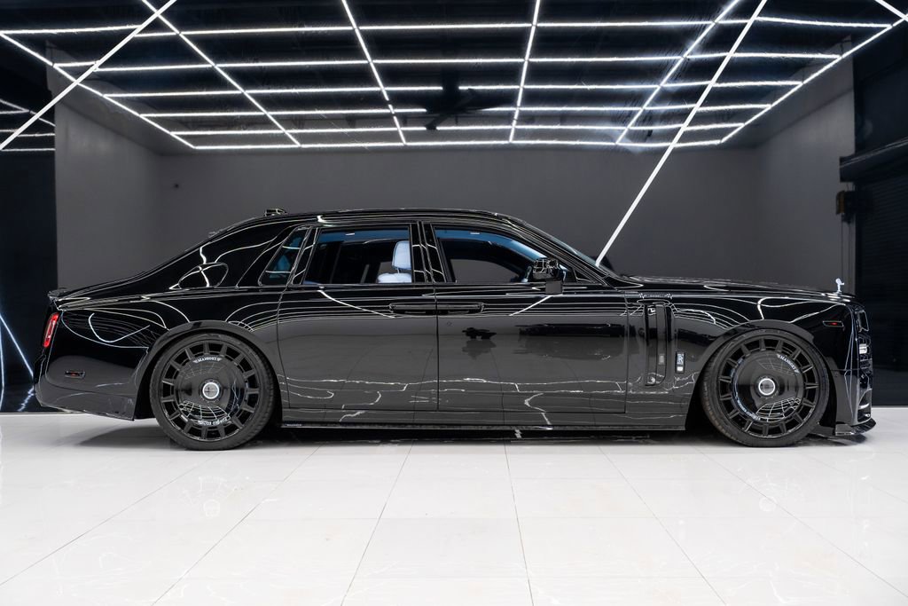 Used 2026 Rolls-Royce Phantom Sedan RWD image 10