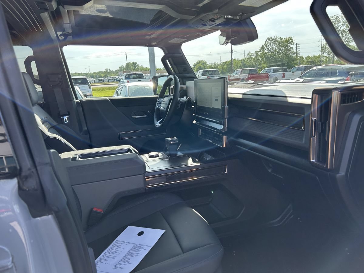 Used 2025 GMC Hummer EV 3X AWD/4WD image 7