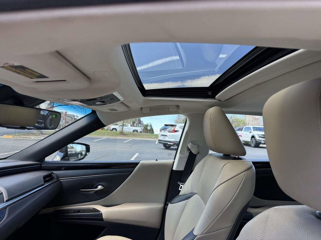 Used 2019 Lexus ES 350 w/ Premium Package FWD image 20
