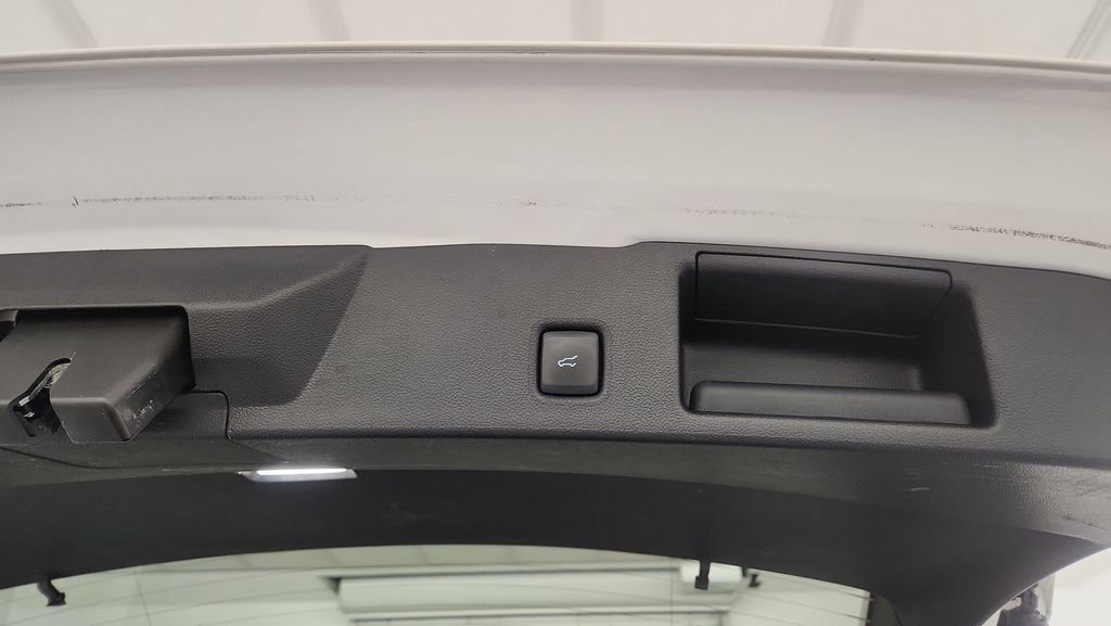 Used 2022 Ford Escape SEL image 23