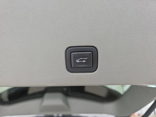 Certified 2023 Cadillac XT6 Premium Luxury image 33