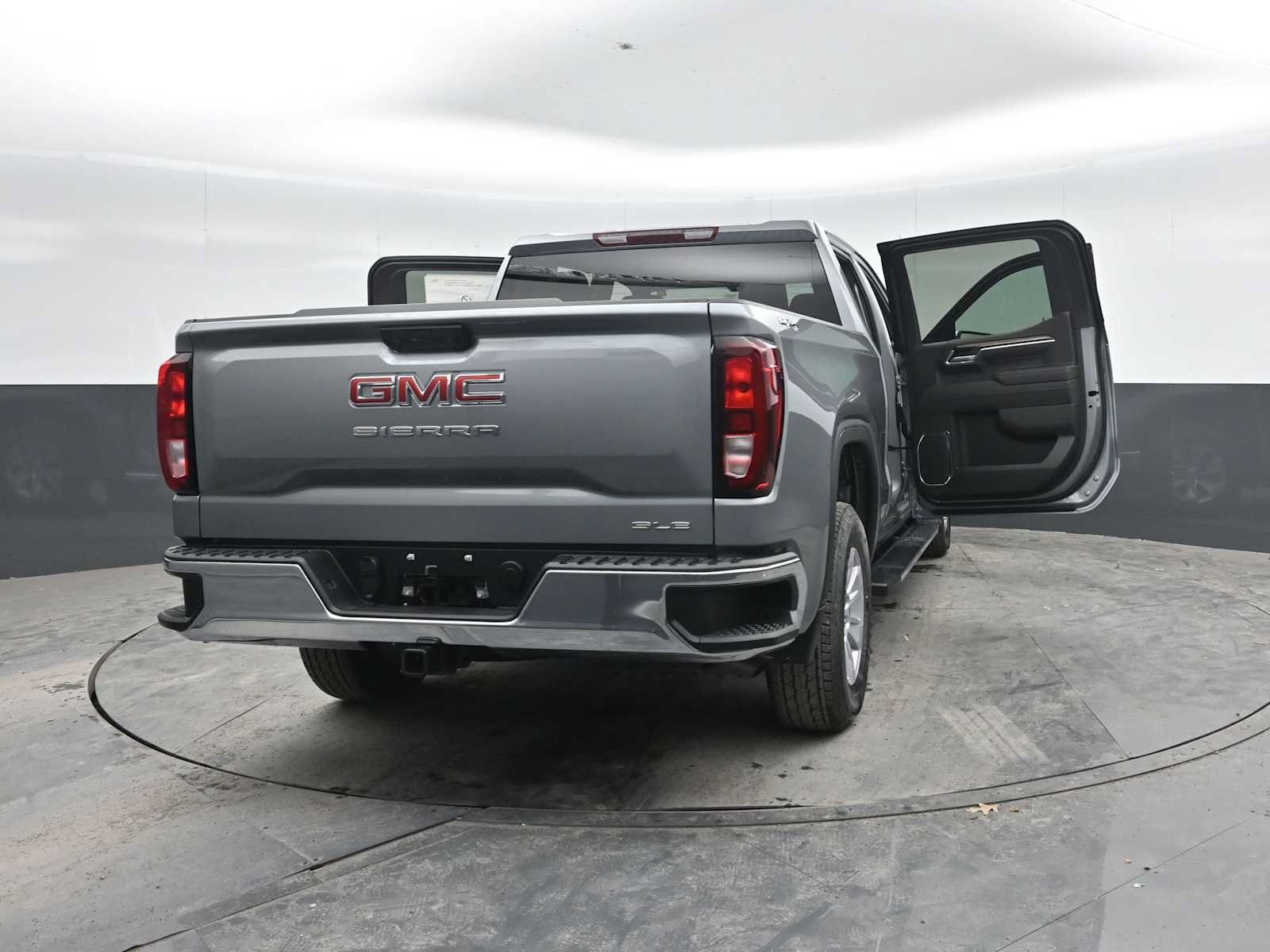 New 2026 GMC Sierra 1500 SLE AWD/4WD image 51