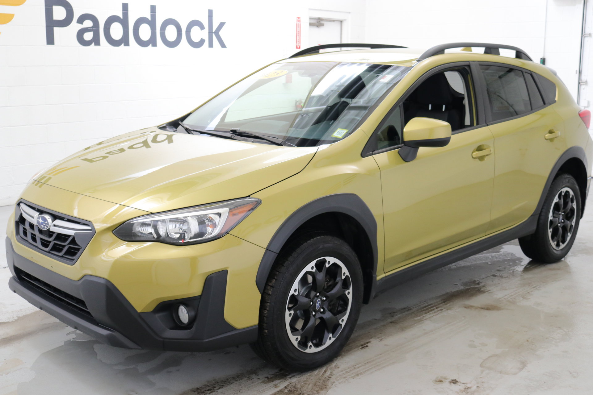 Used 2023 Subaru Crosstrek 2.0i Premium image 3