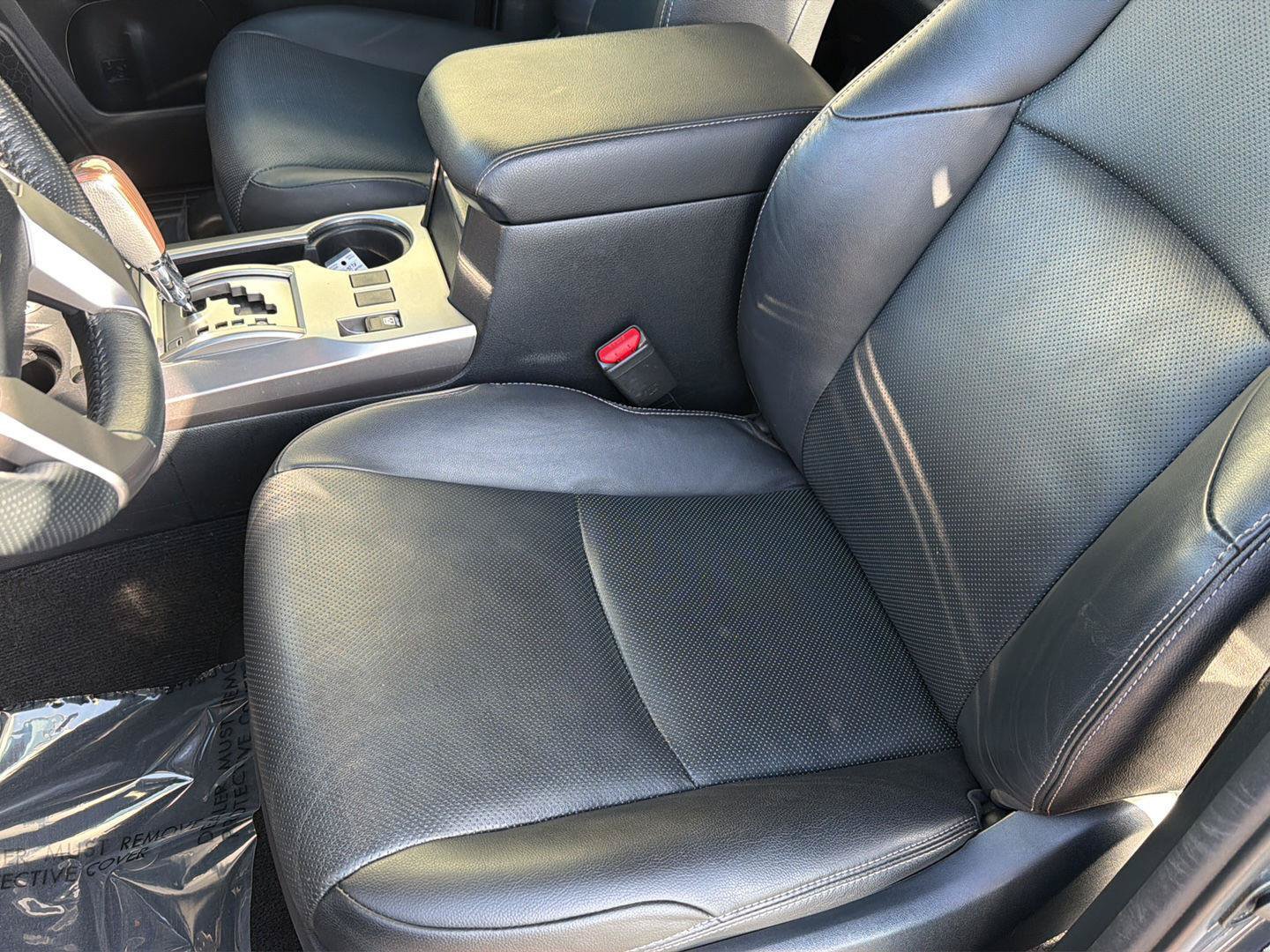 Used 2024 Toyota 4Runner Limited AWD/4WD image 33