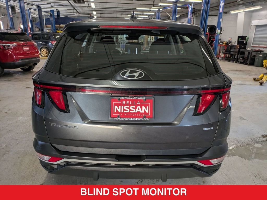 Used 2023 Hyundai Tucson SE image 5