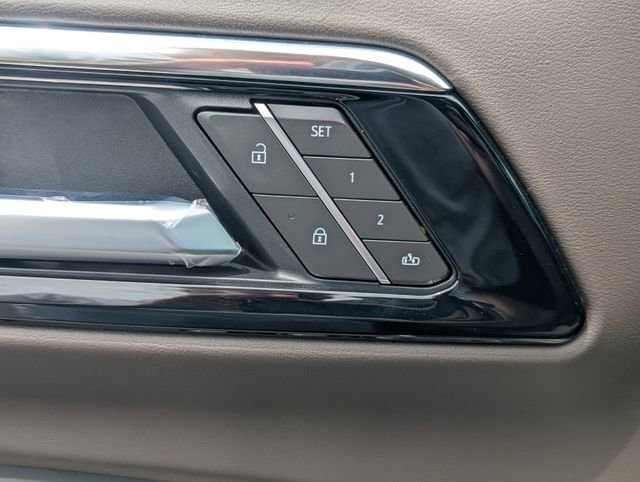 New 2026 Chevrolet Tahoe LT RWD image 14