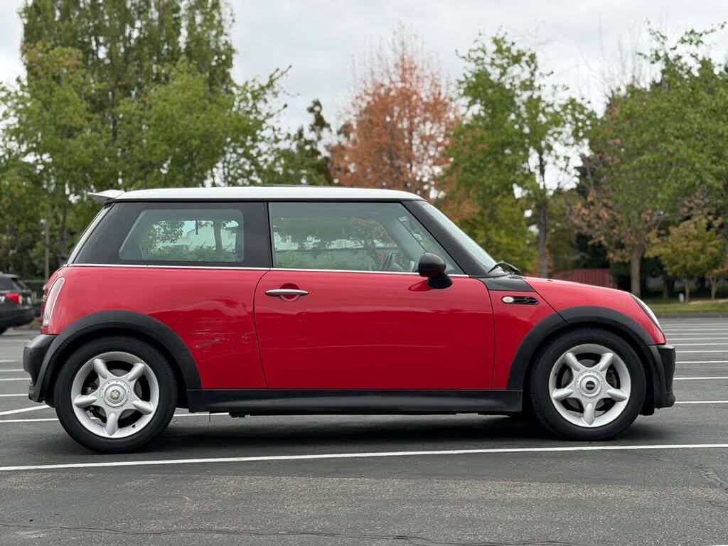 Used 2004 MINI Cooper S FWD image 6