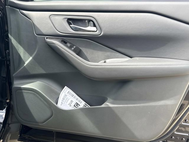 New 2026 Nissan Rogue SV FWD image 15