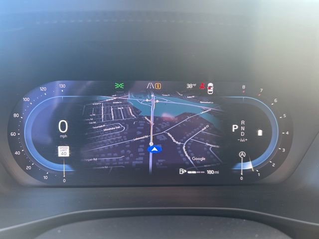 Certified 2025 Volvo XC40 B5 Plus image 19