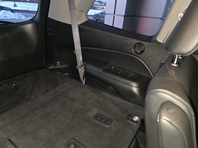 Used 2022 Honda Pilot Touring image 16