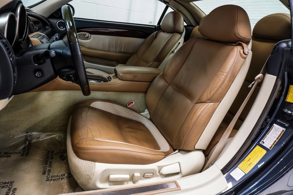 Used 2008 Lexus SC 430 Convertible image 6