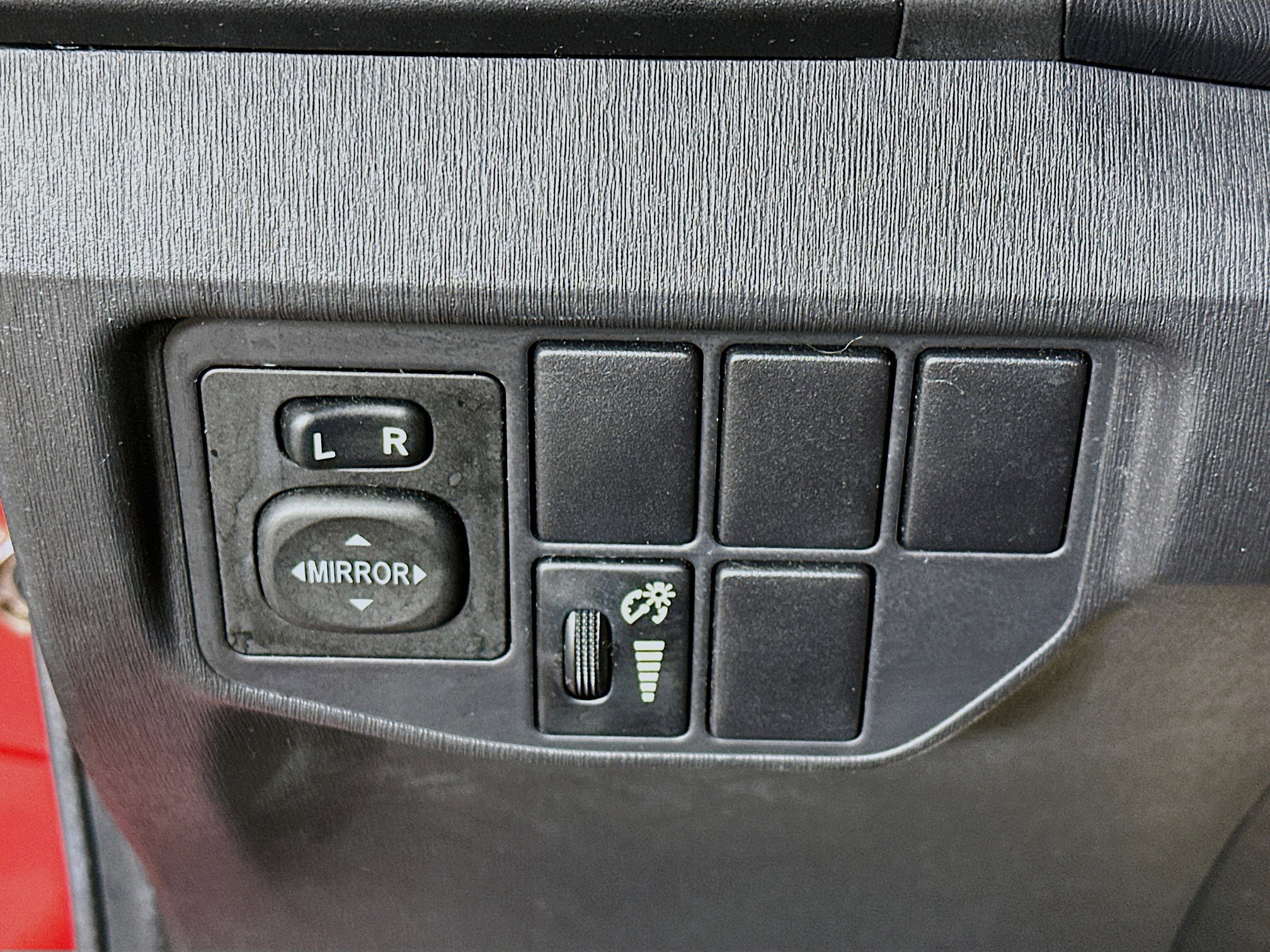 Used 2014 Toyota Prius Two image 17