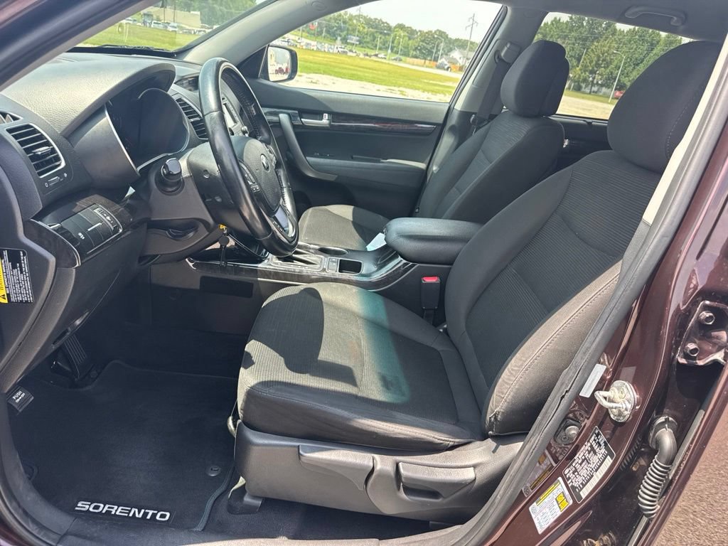 Used 2014 Kia Sorento LX FWD image 19