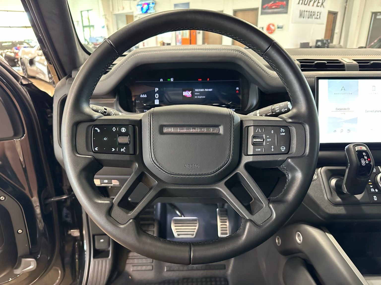 Used 2025 Land Rover Defender 110 X AWD/4WD image 16