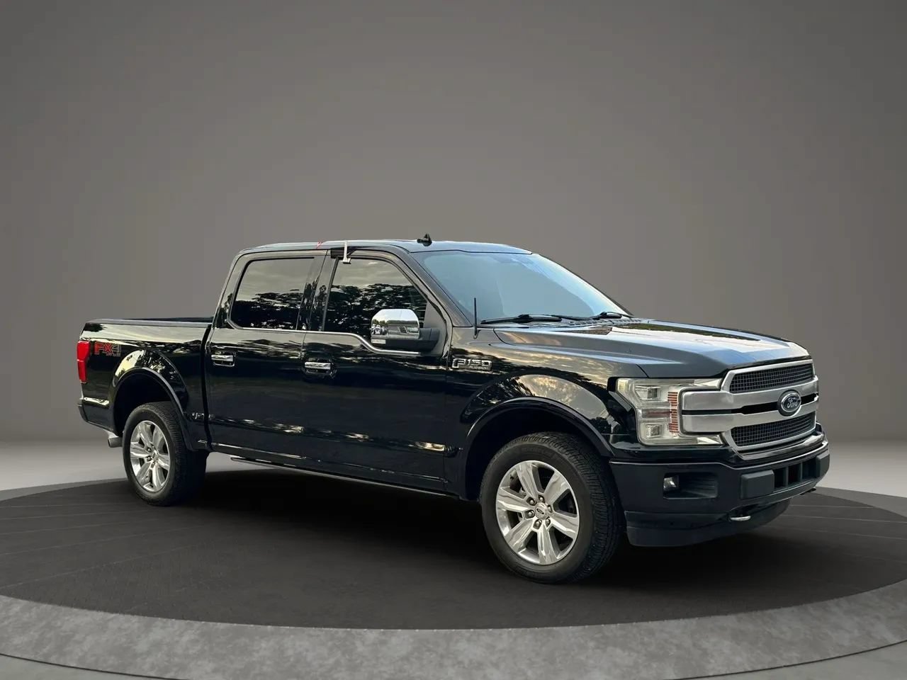Used 2019 Ford F150 Platinum w/ Trailer Tow Package