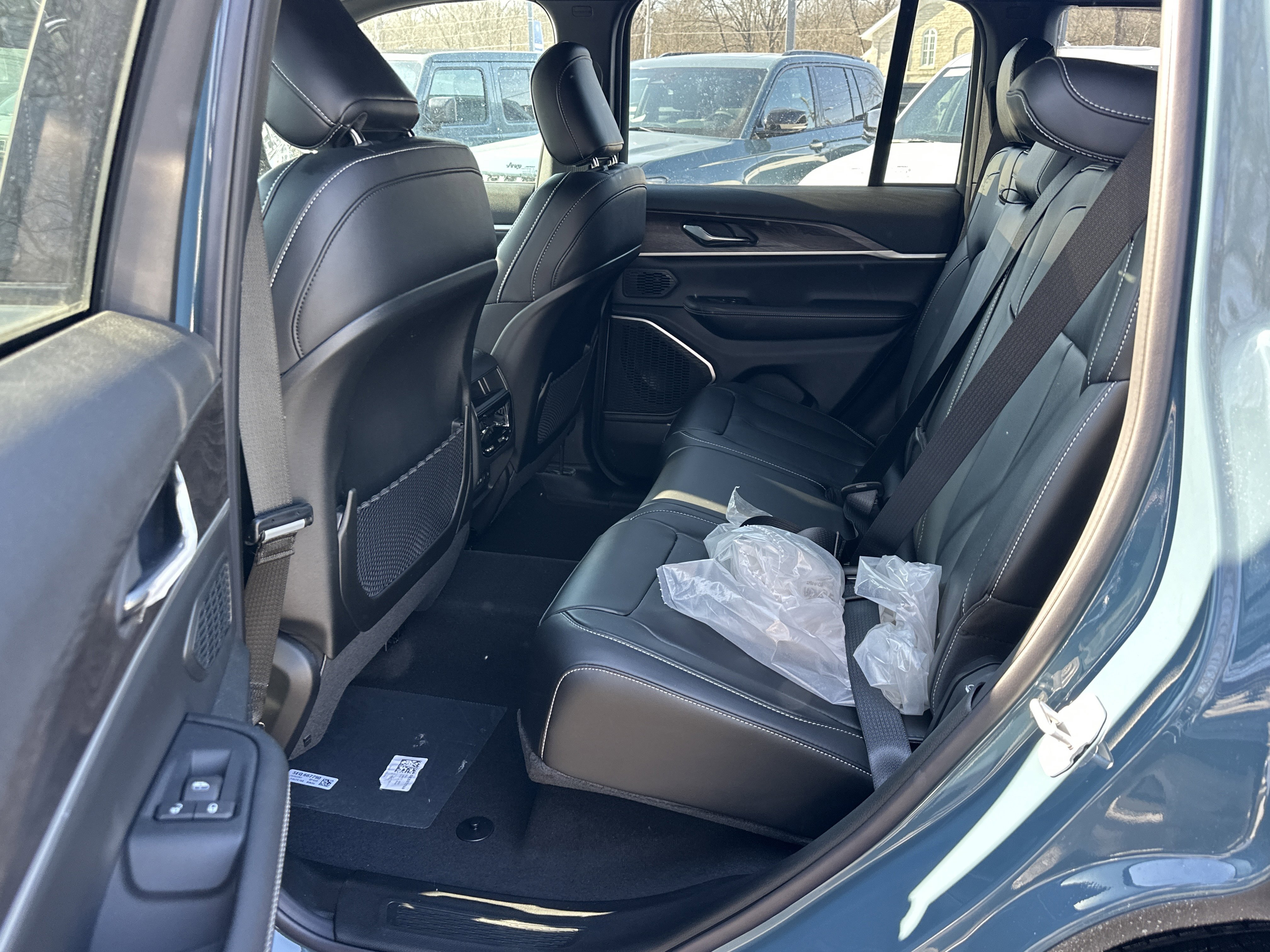 New 2026 Jeep Grand Cherokee Limited w/ Limited Altitude Package image 28