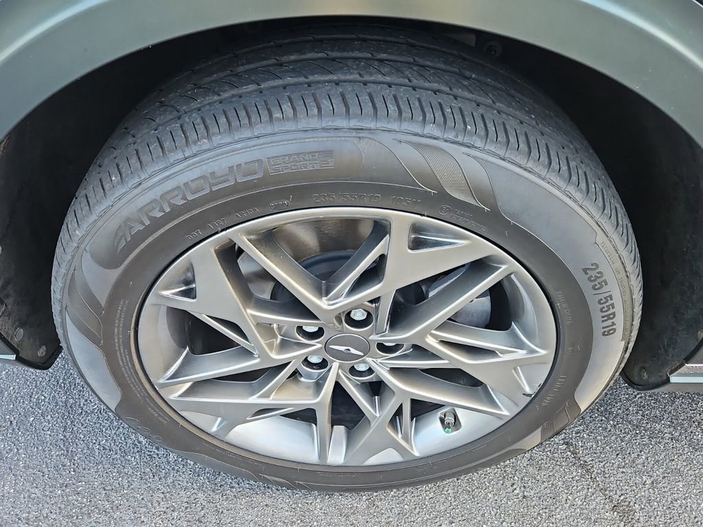 Used 2022 Genesis GV70 2.5T w/ Advanced Package image 10