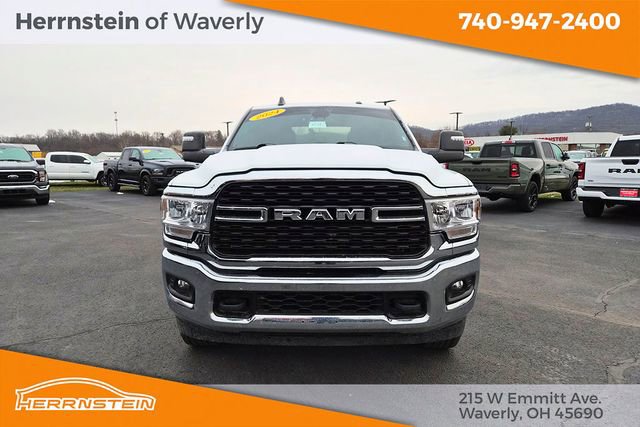 Used 2024 RAM 3500 Big Horn AWD/4WD image 2