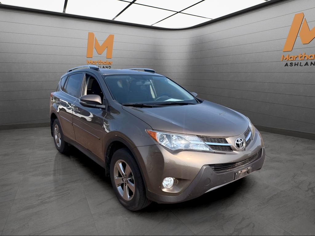 Used 2015 Toyota RAV4 XLE AWD/4WD image 7