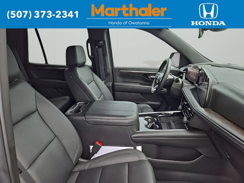 Used 2025 Chevrolet Tahoe LT AWD/4WD image 19