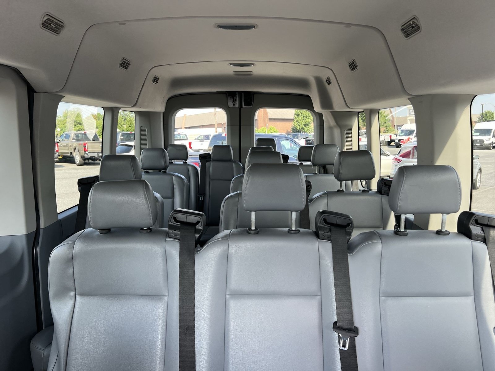 Used 2017 Ford Transit 350 XL RWD image 21