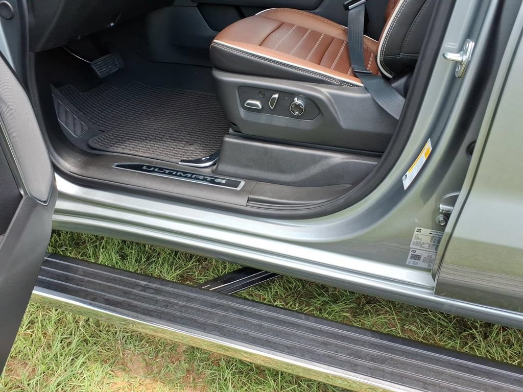 New 2026 GMC Sierra 1500 Denali Ultimate AWD/4WD image 13