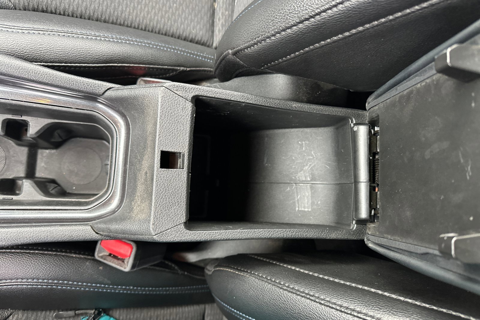 Used 2024 Jeep Compass Latitude image 31