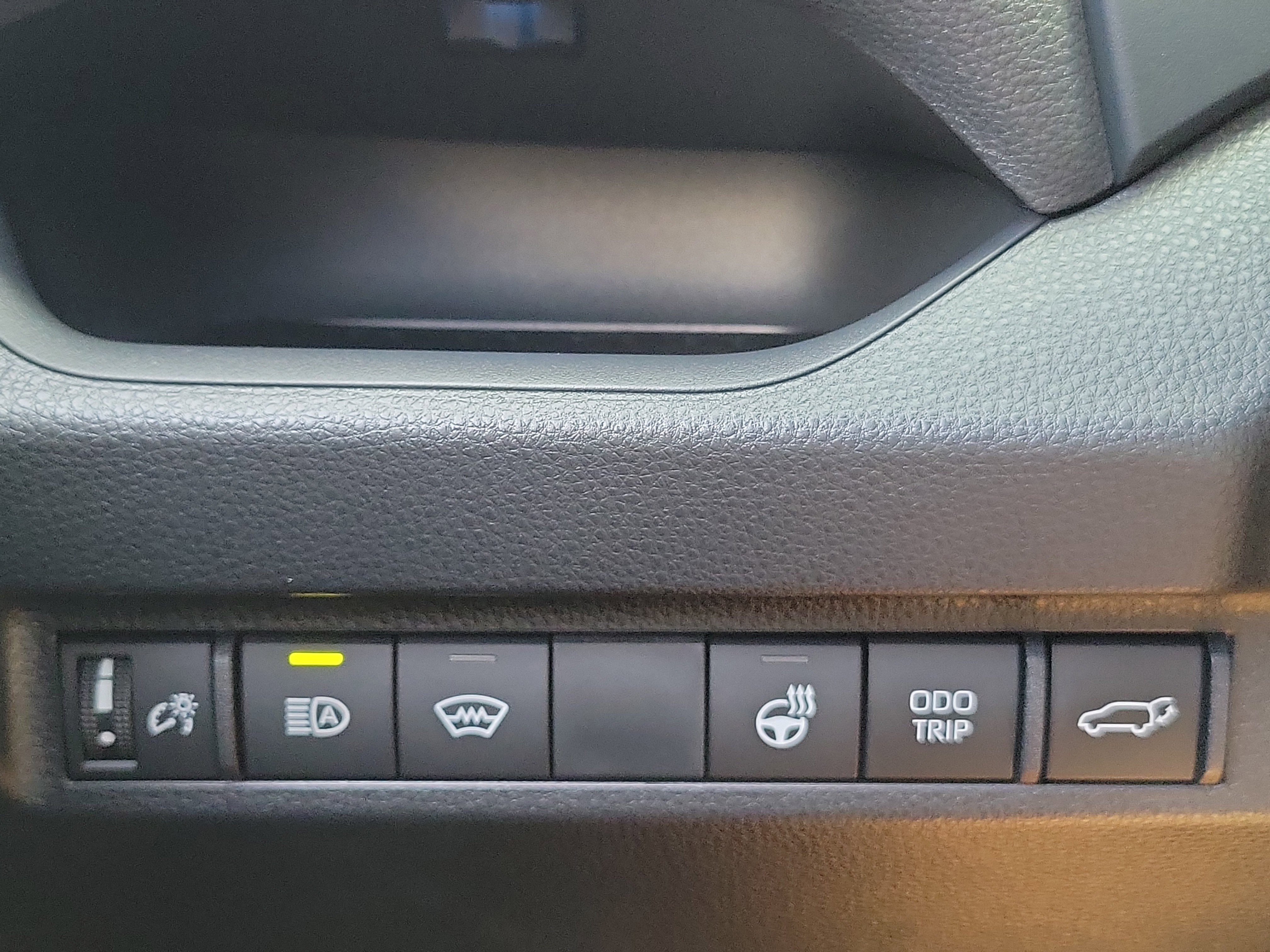 Used 2025 Toyota RAV4 XSE image 26