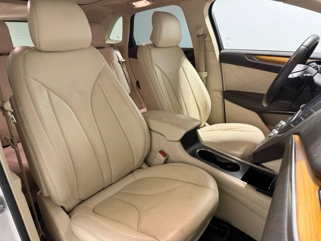 Used 2015 Lincoln MKC AWD w/ Equipment Group 102A Reserve image 32