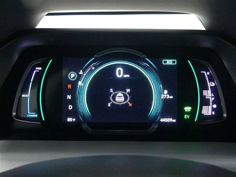 Used 2020 Hyundai Ioniq Limited FWD image 33